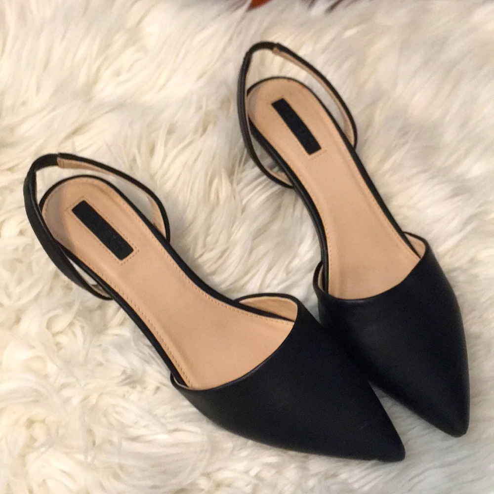 Mini black heels